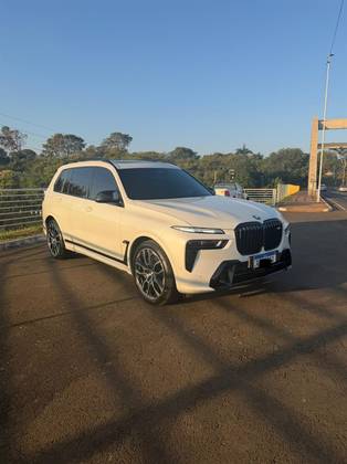 BMW X7 4.4 V8 GASOLINA M60i STEPTRONIC
